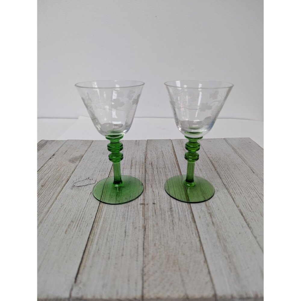 Vintage 5" Juice Cordial Cocktail Glasses Set Of 2 Green Stem Grapes
